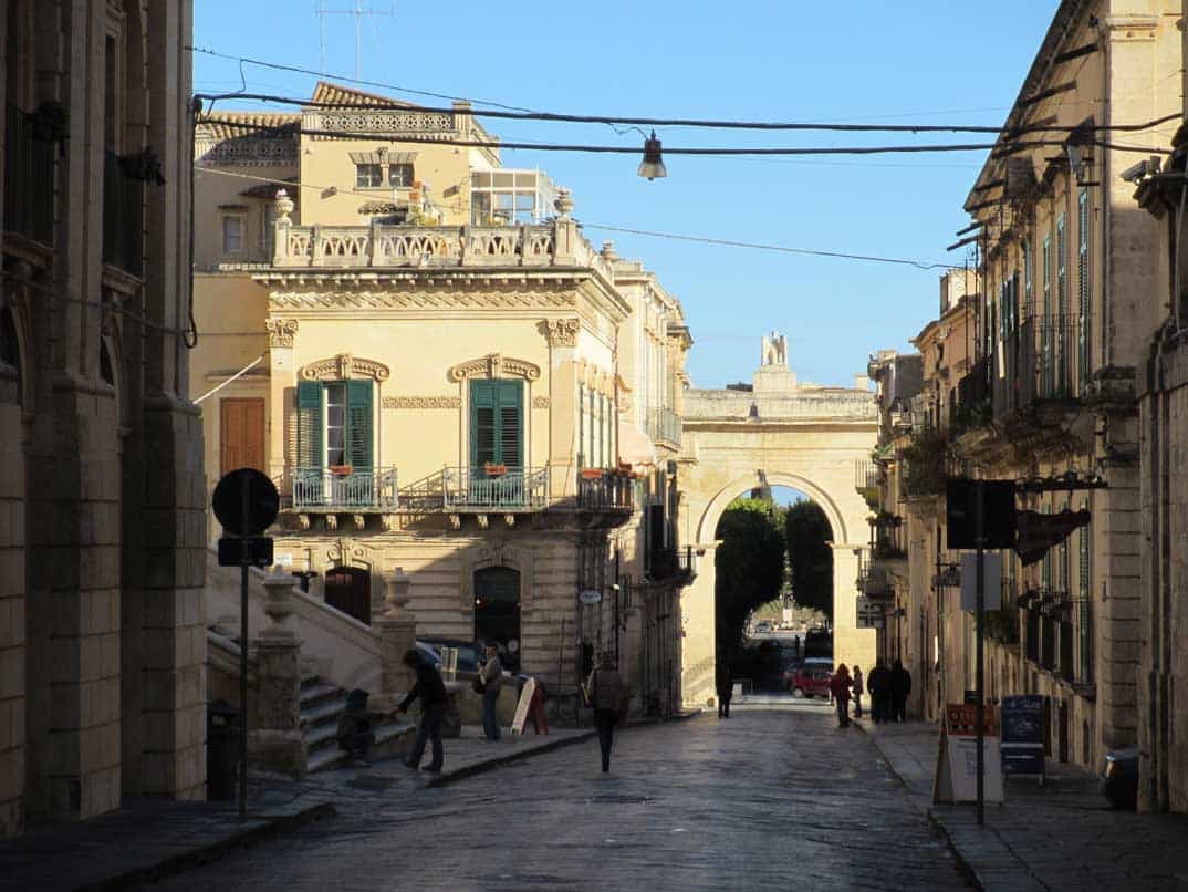Porta Reale Noto Sicilia
