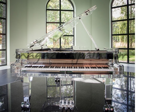 piano de cristal