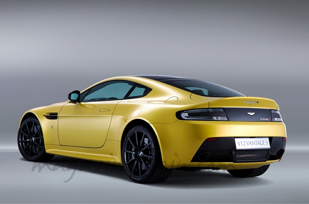 aston-martin-v12-vantage-s-