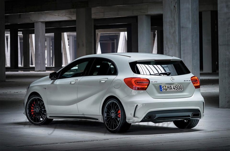 Mercedes A45 AMG