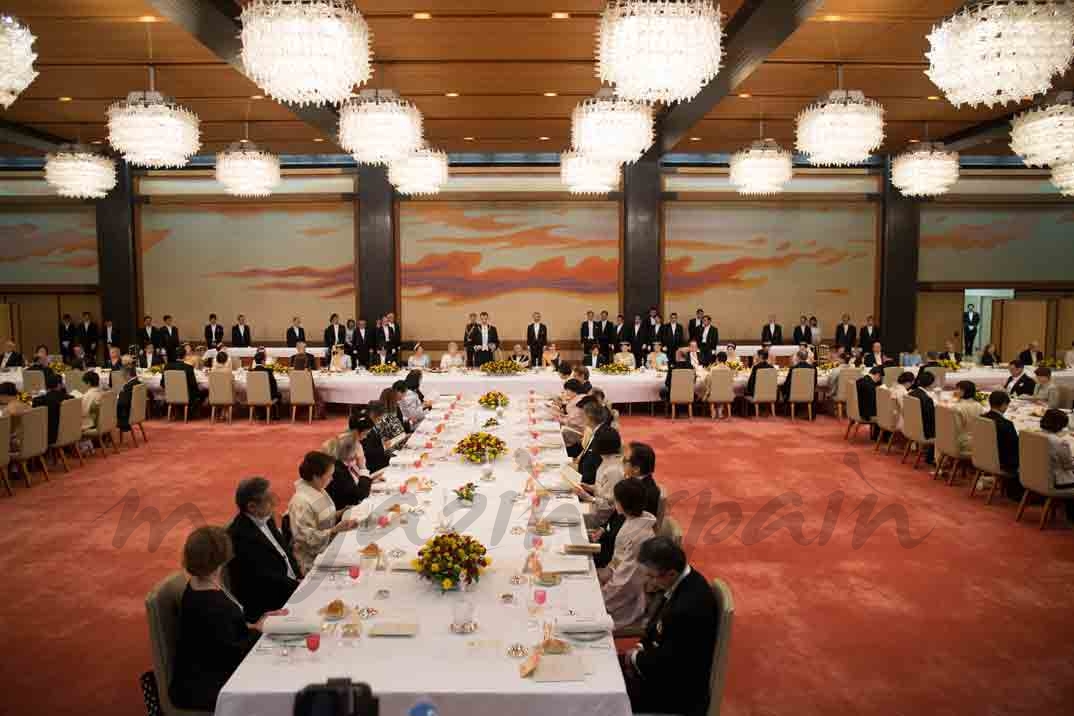 reyes de españa y emperador de japon cena de gala