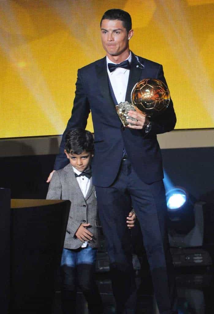 Cristiano-Ronaldo-con-su-hijo