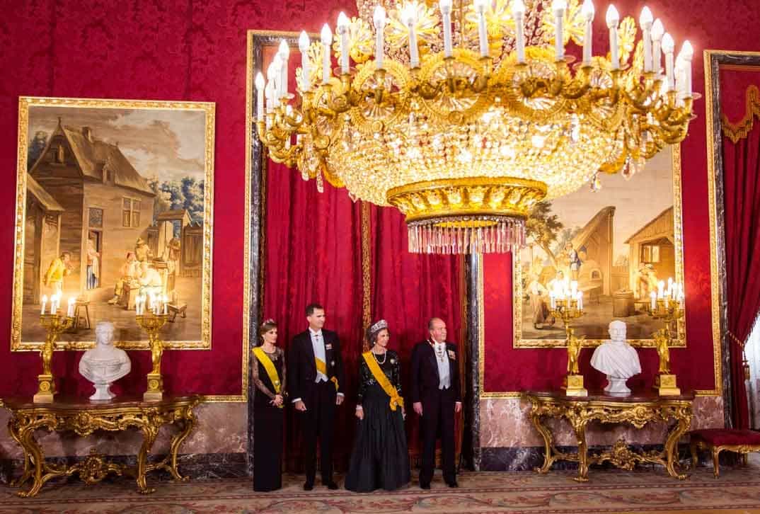 Reyes-de-Espana-y-Principes-de-Asturias-1