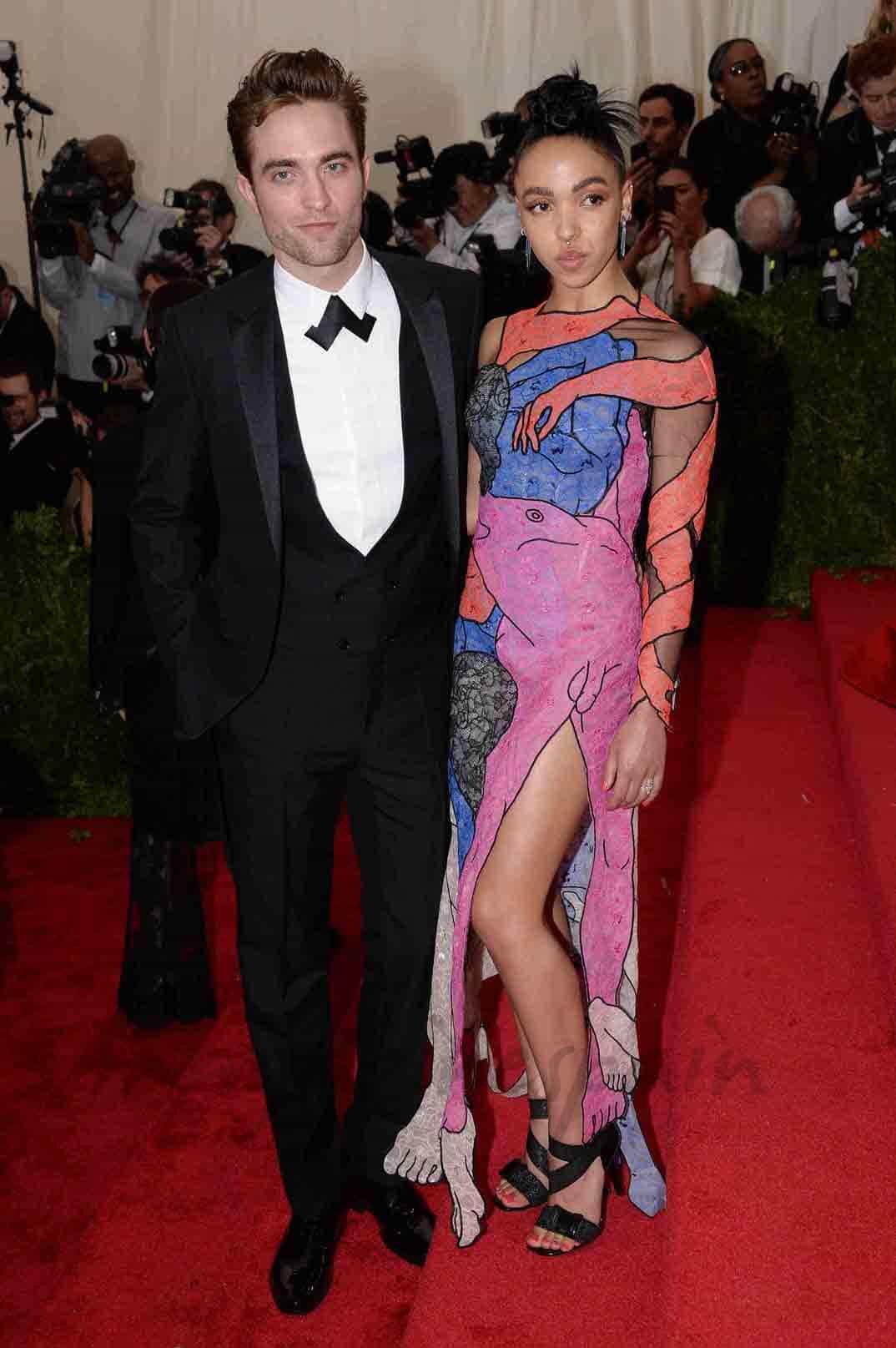 Robert Pattinson y FKA twigs