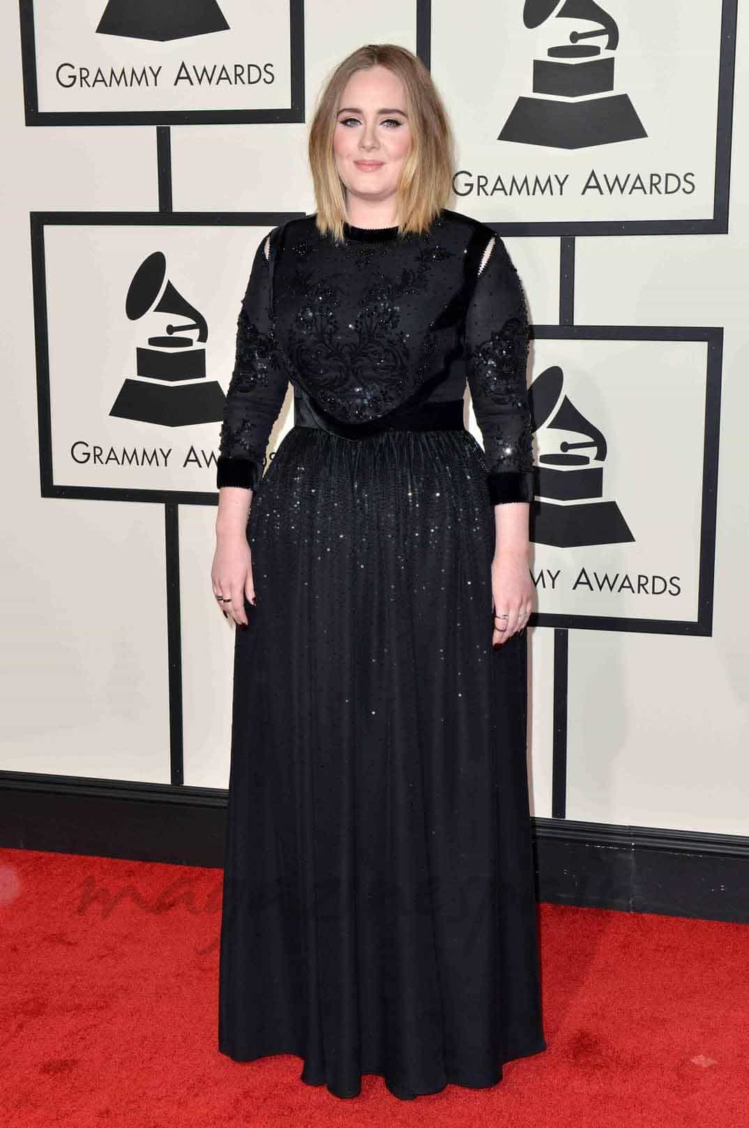 adele, cantante inglesa, millonaria