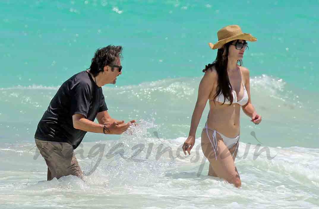 al pacino y su novia vacaciones en mexico