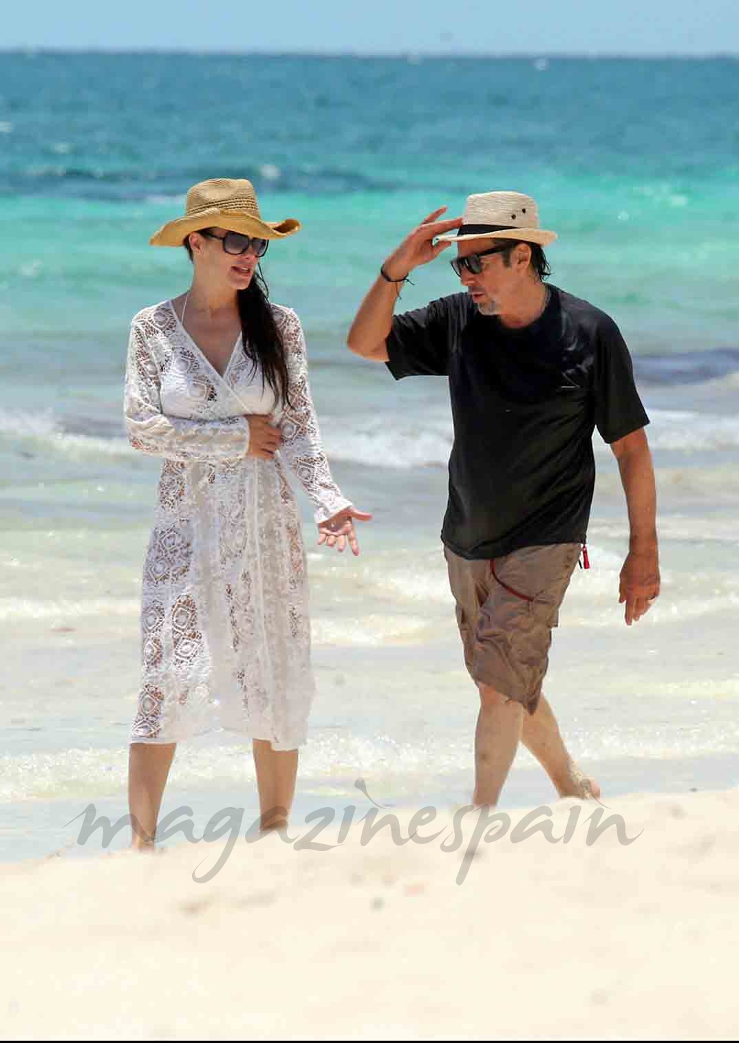 al pacino y su novia vacaciones en mexico