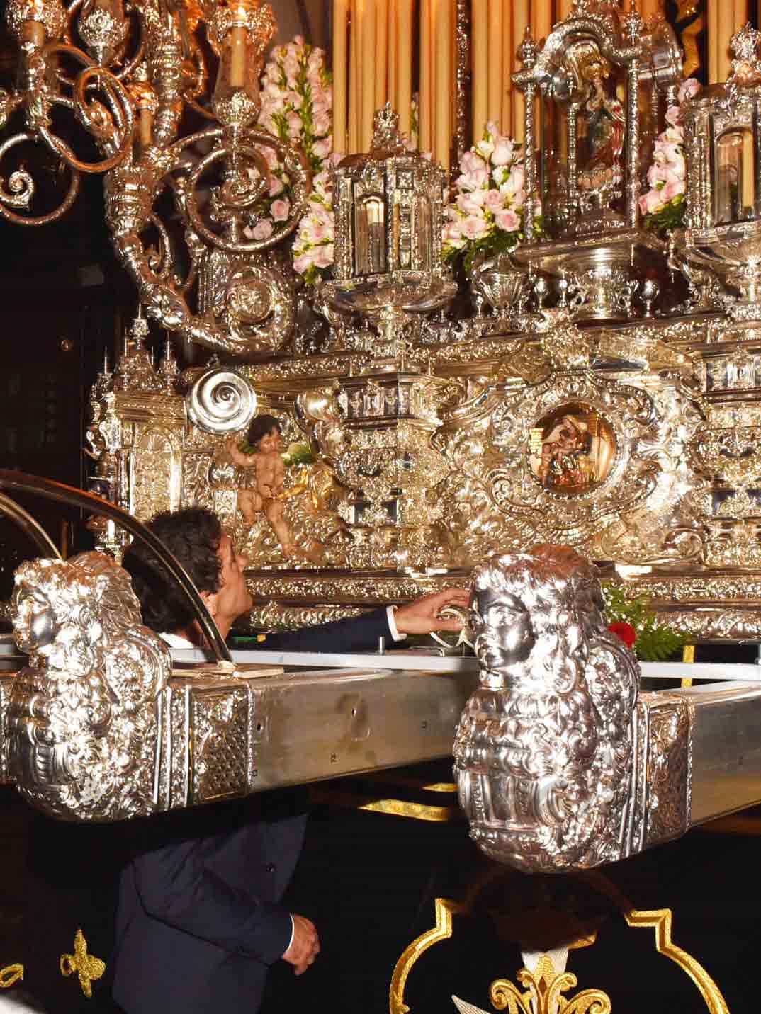 antonio banderas en la semana santa de sevilla