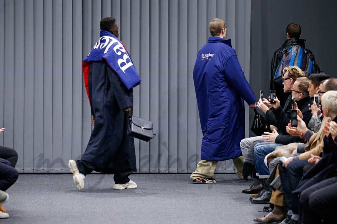 balenciaga paris fashion week otoño invierno 2017-2018