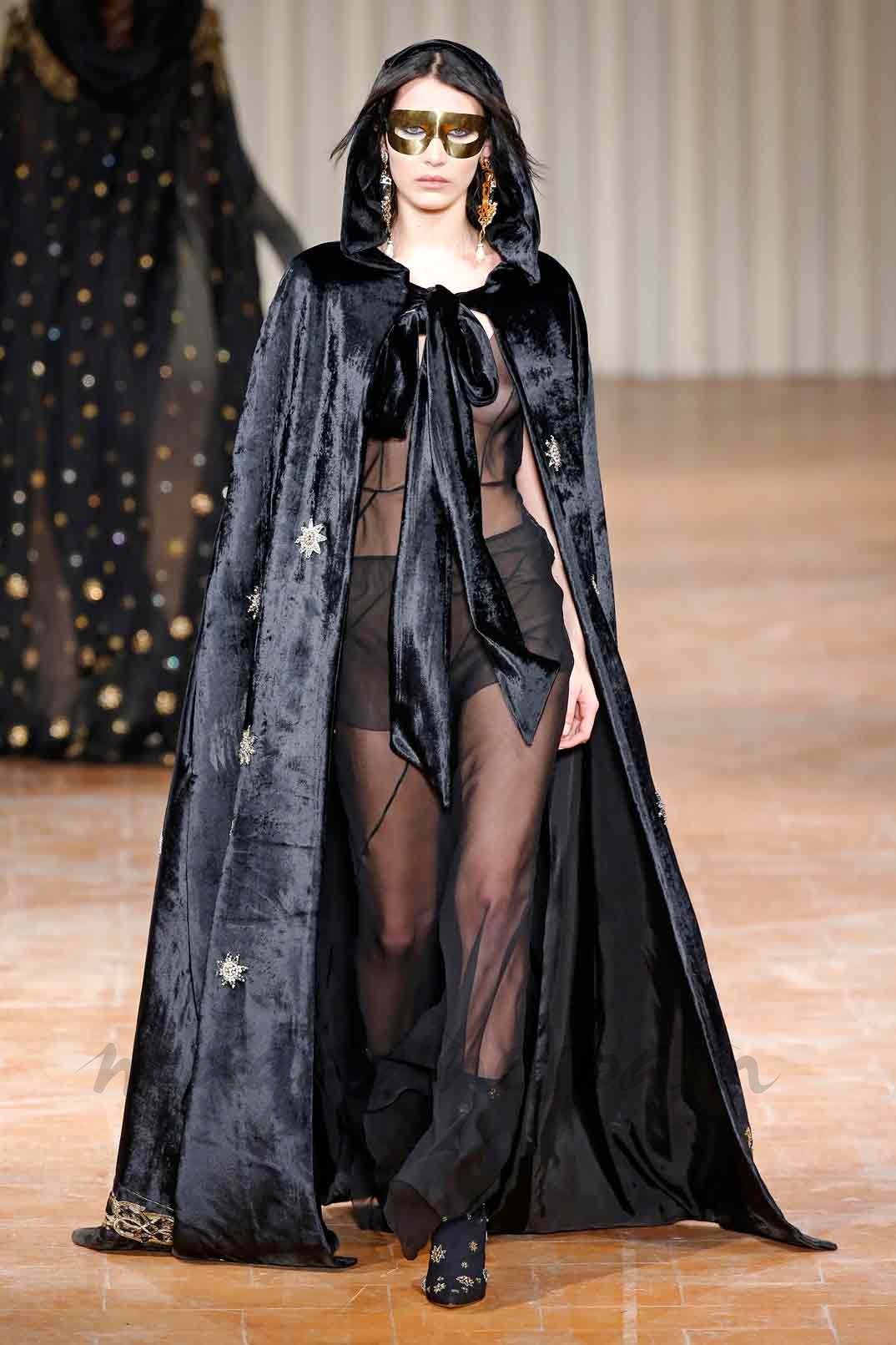 Bella Hadid-Alberta Ferretti Milan Fashion Week
