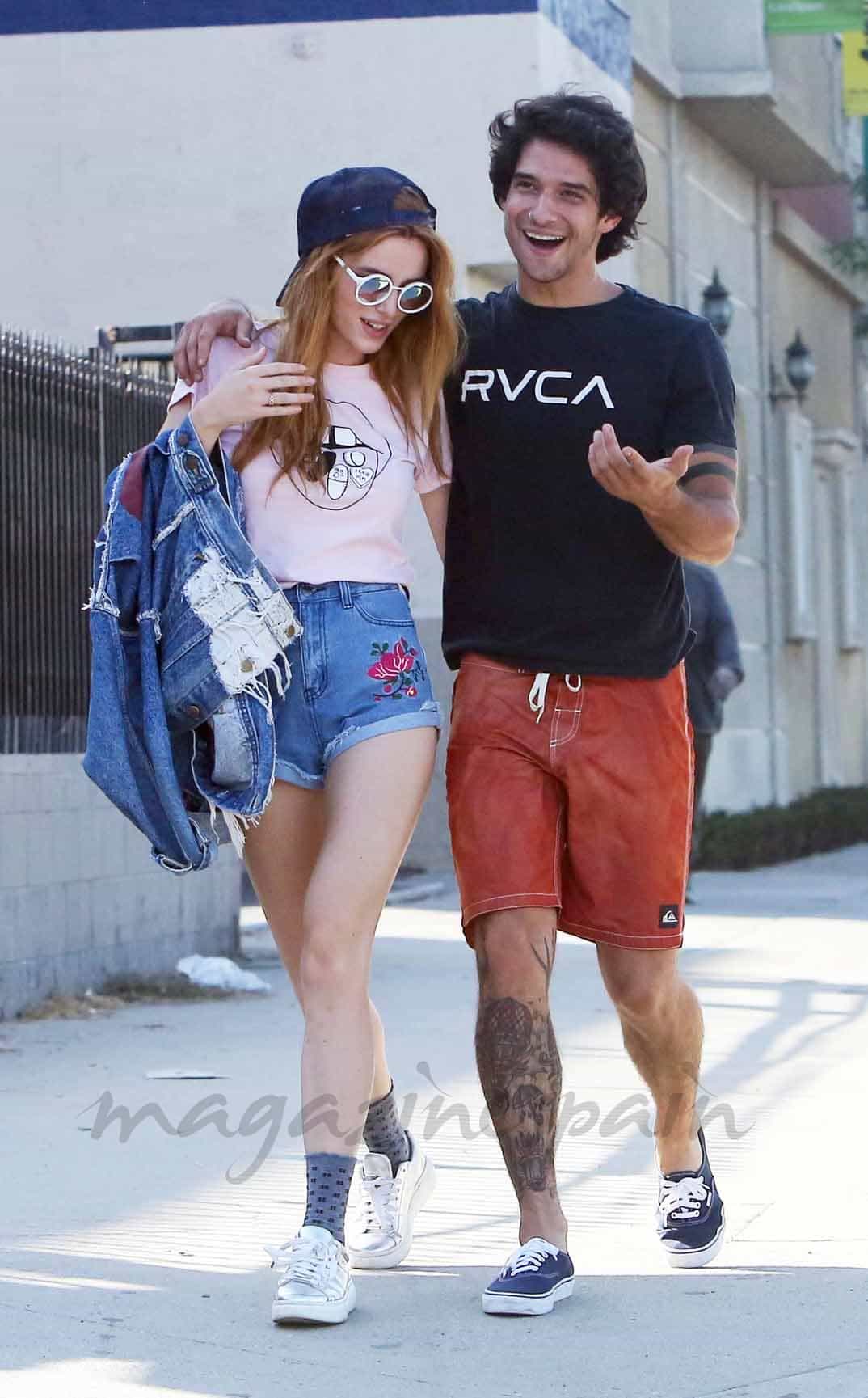 Bella Thorne con su novio Tyler Posey