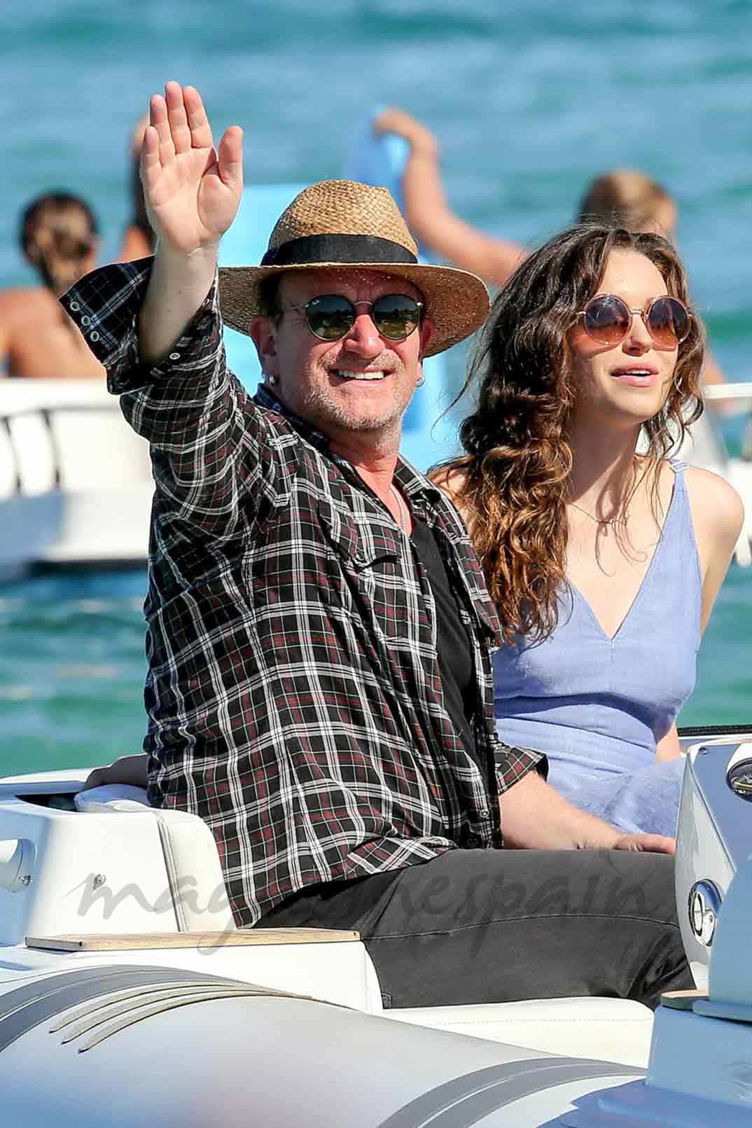 bill-gates-y-bono vacaciones en la costa azul