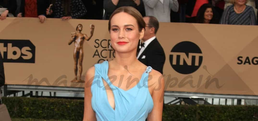 brie larson en la alfombra roja de los premios de la asociacion de actores