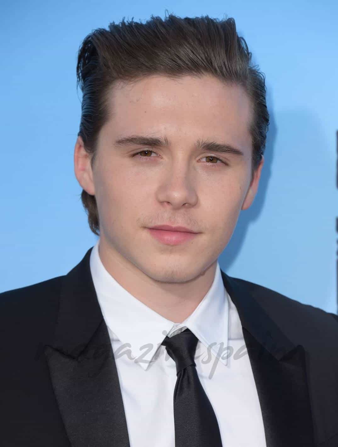 brooklyn-beckham pareja de chloe-grace-moretz-