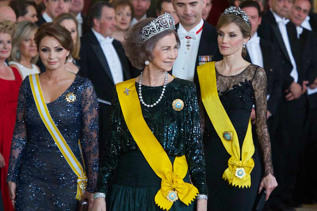 Reina Sofia, Princesa Letizia y Angelica Rivera