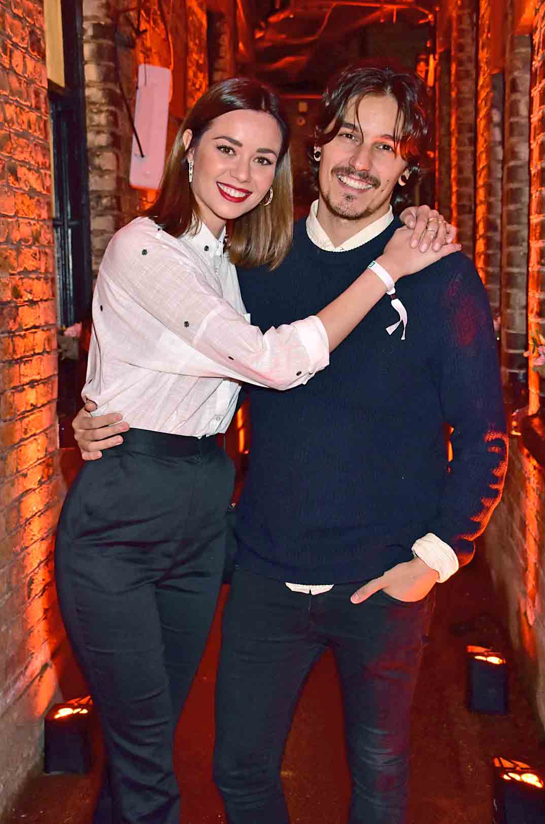 dafne fernandez y su novio mario chavarria en londres