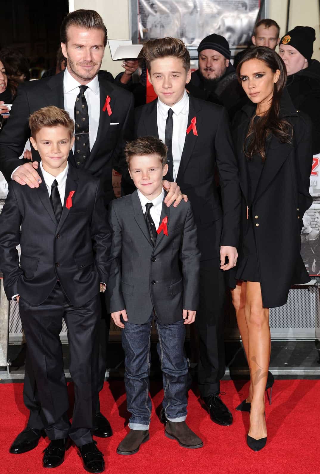 David y Victoria Beckham con sus tres hijos Brooklyn, Romeo y Cruz