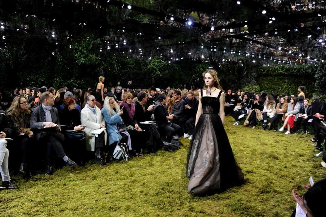 paris fashion week dior alta costura