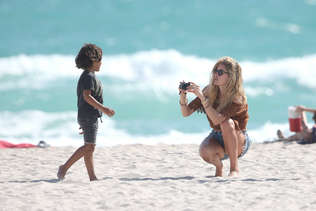 Doutzen Kroes y su hijo Phyllon James