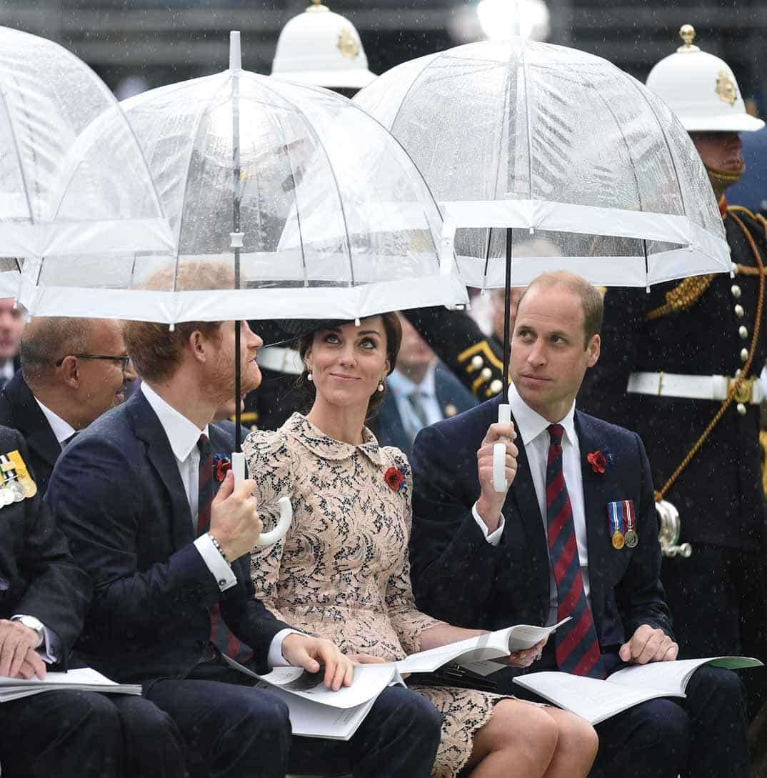 duques-de-cambridge-y-principe-harry en el 100 aniversario de la batalla de somme