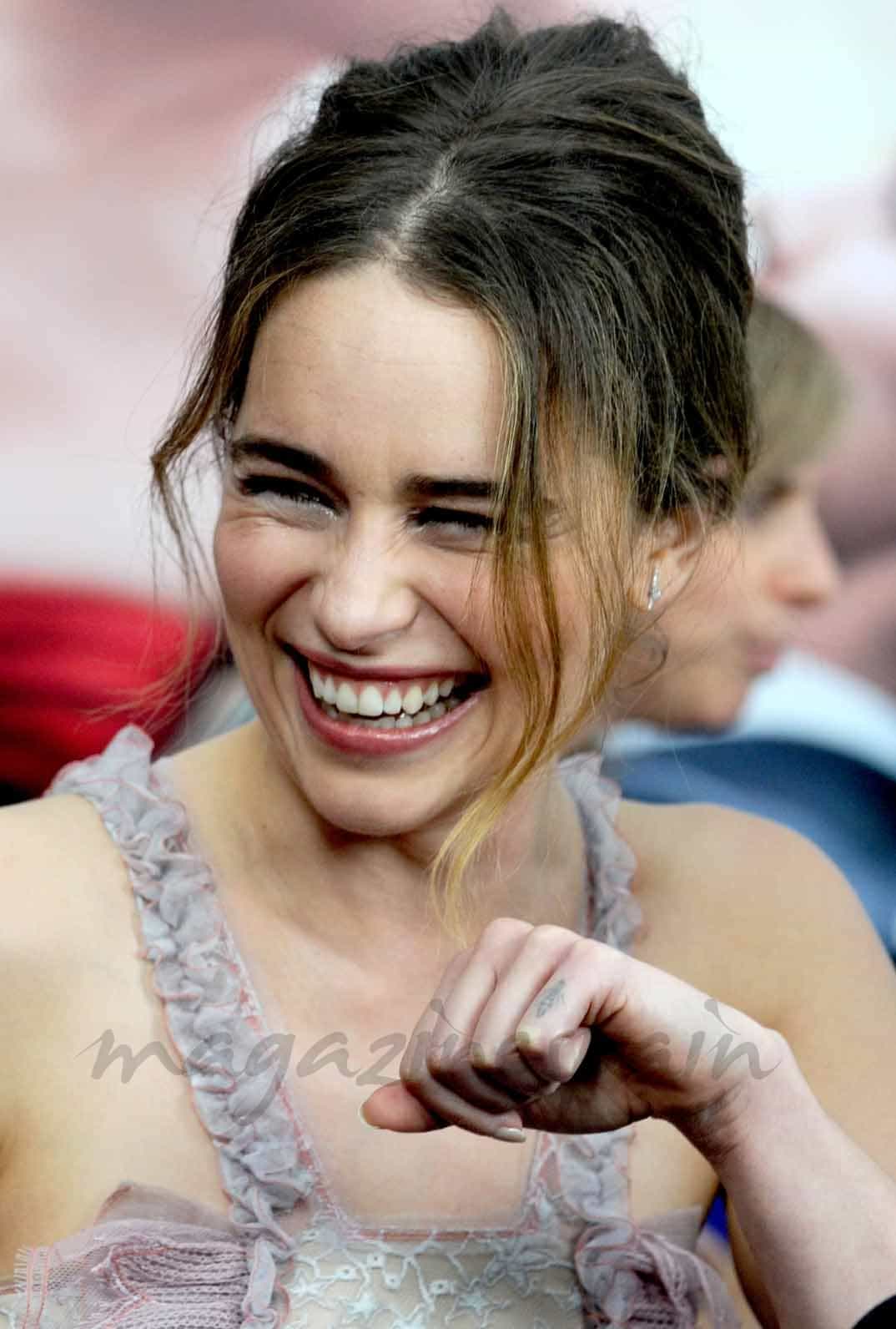 emilia clarke en el estreno de antes de ti