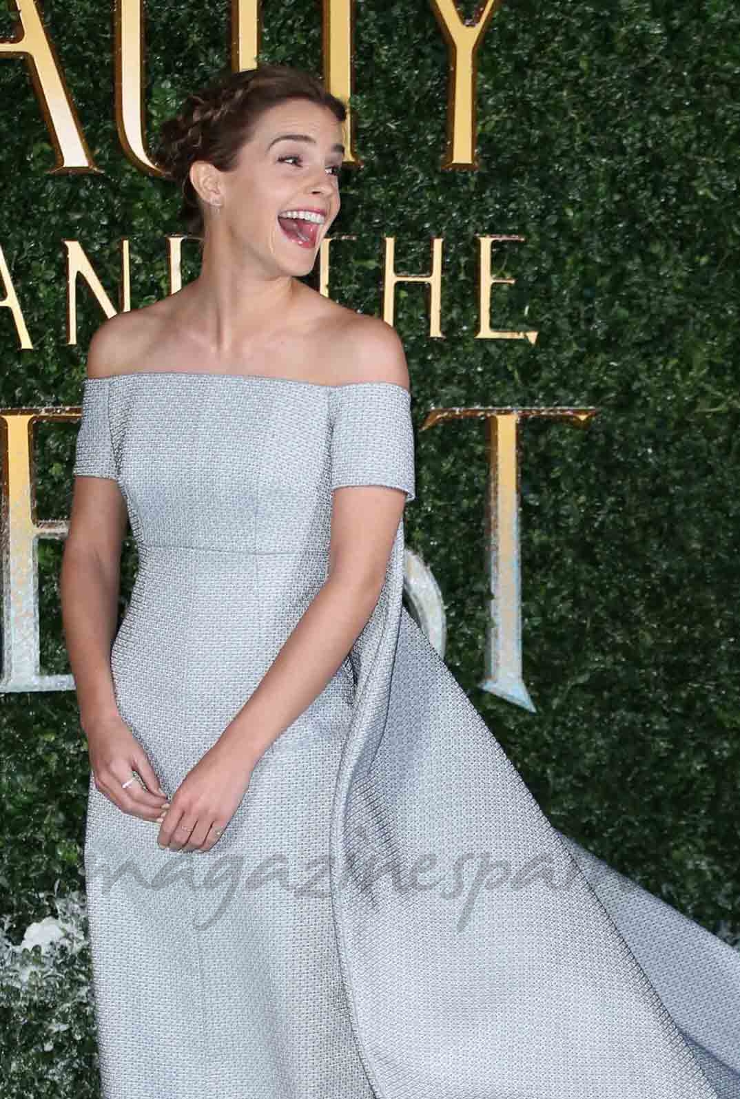 emma watson y en londres en el estreno de la bella y la bestia