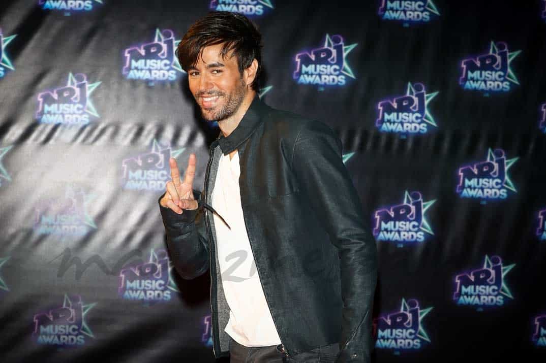 enrique iglesias bate record