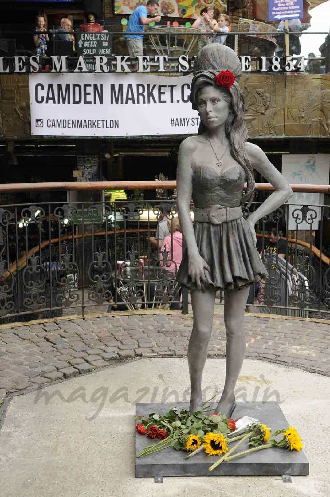 escultura-amy-winehouse