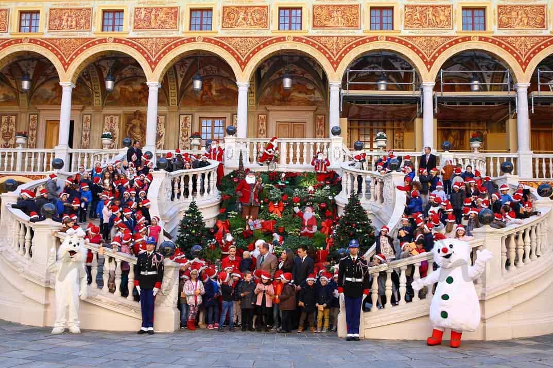 familia real de monaco navidad