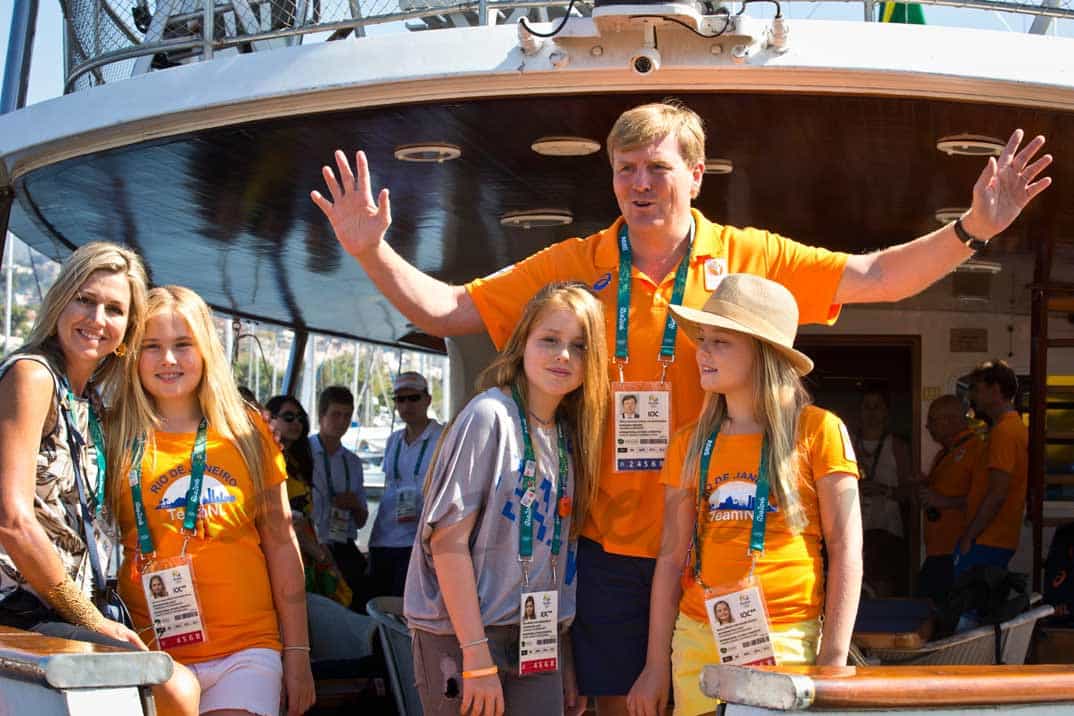 maxima de holanda con su familia en los juegos de rio