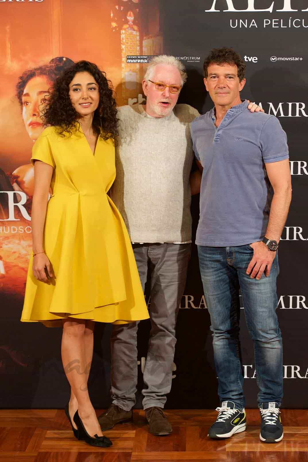 golshifteh-farahani-hugh-hudson-y-antonio-banderas presentan en madrid altamira