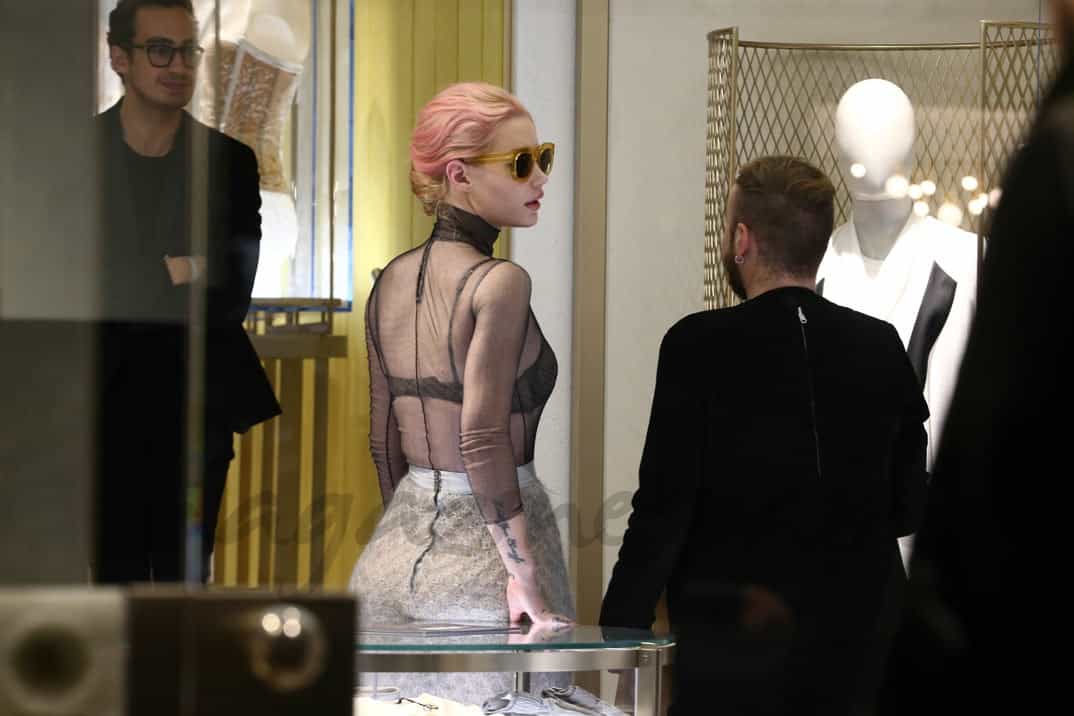 iggy azalea de compras por paris