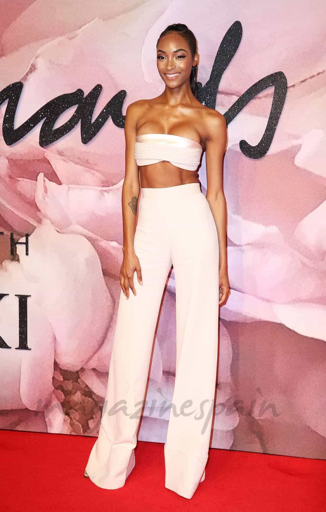 jourdan dunn en los premios fasfion awardas en londres