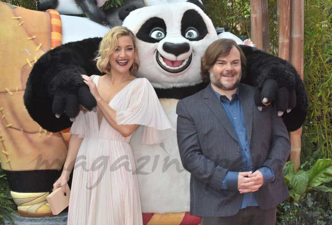 kate hudson y jack black en la premiere de kunfu panda