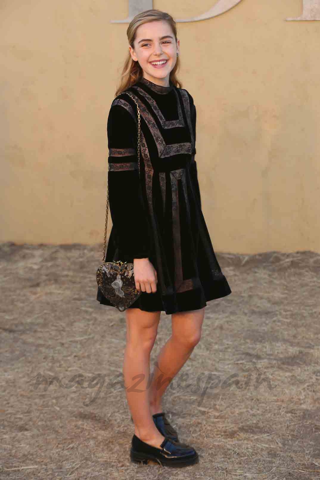 kiernan shipka dior cruise en california