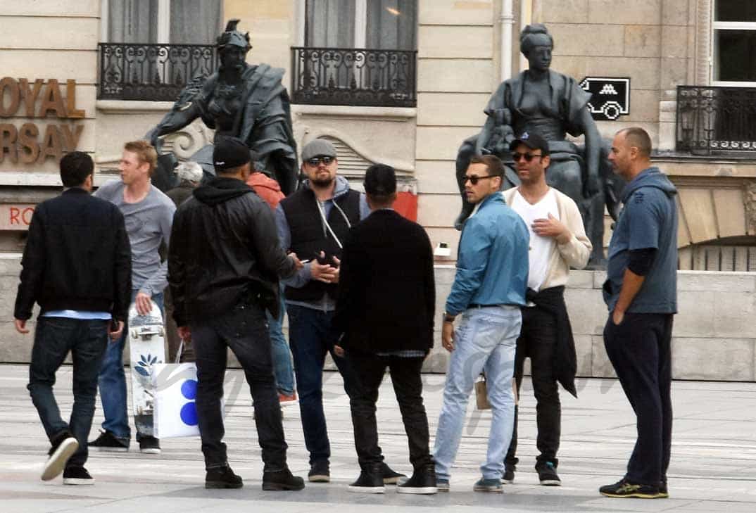 leonardo dicaprio y sus amigos en roland garros