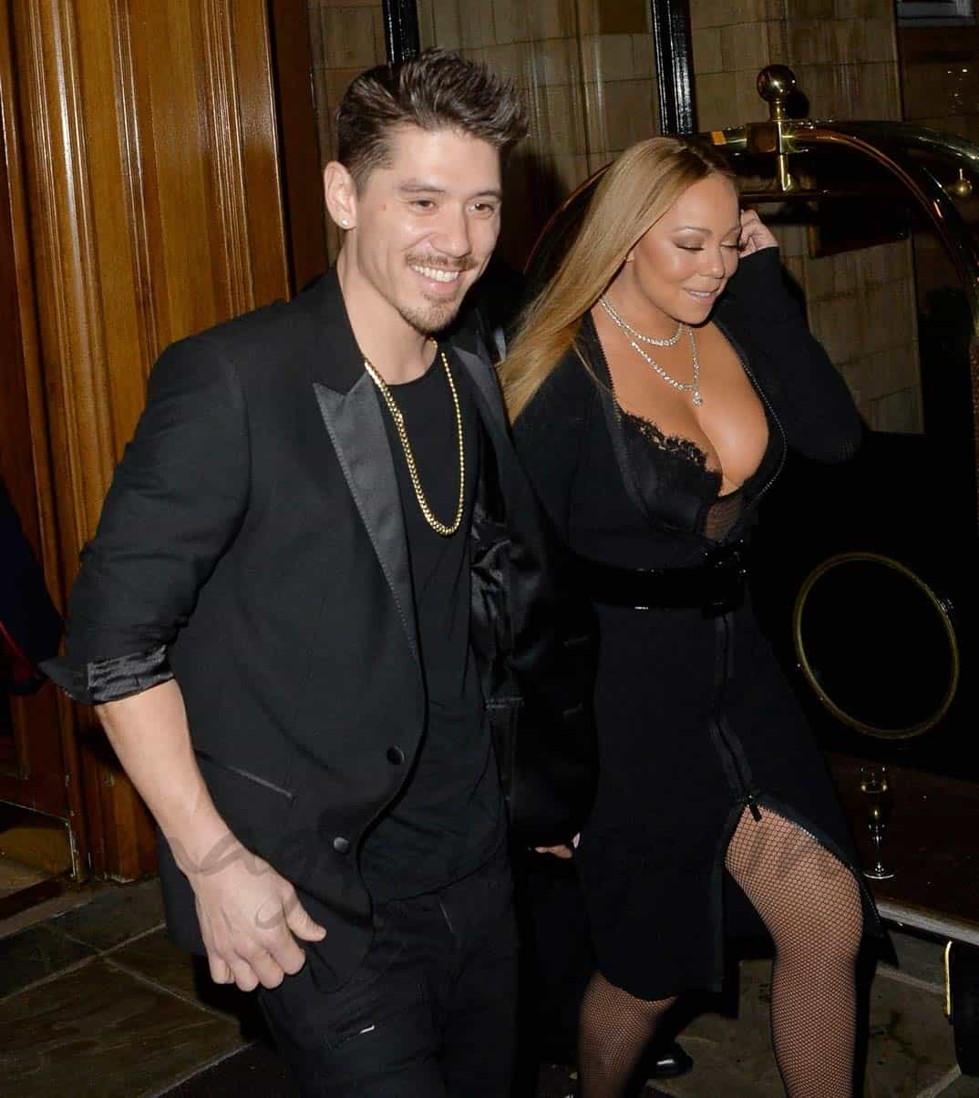 Mariah Carey con su novio Bryan Tanaka