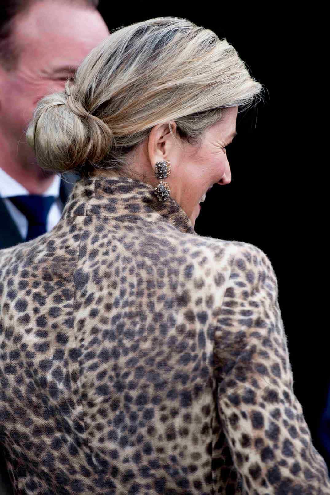 maxima de holanda animal print