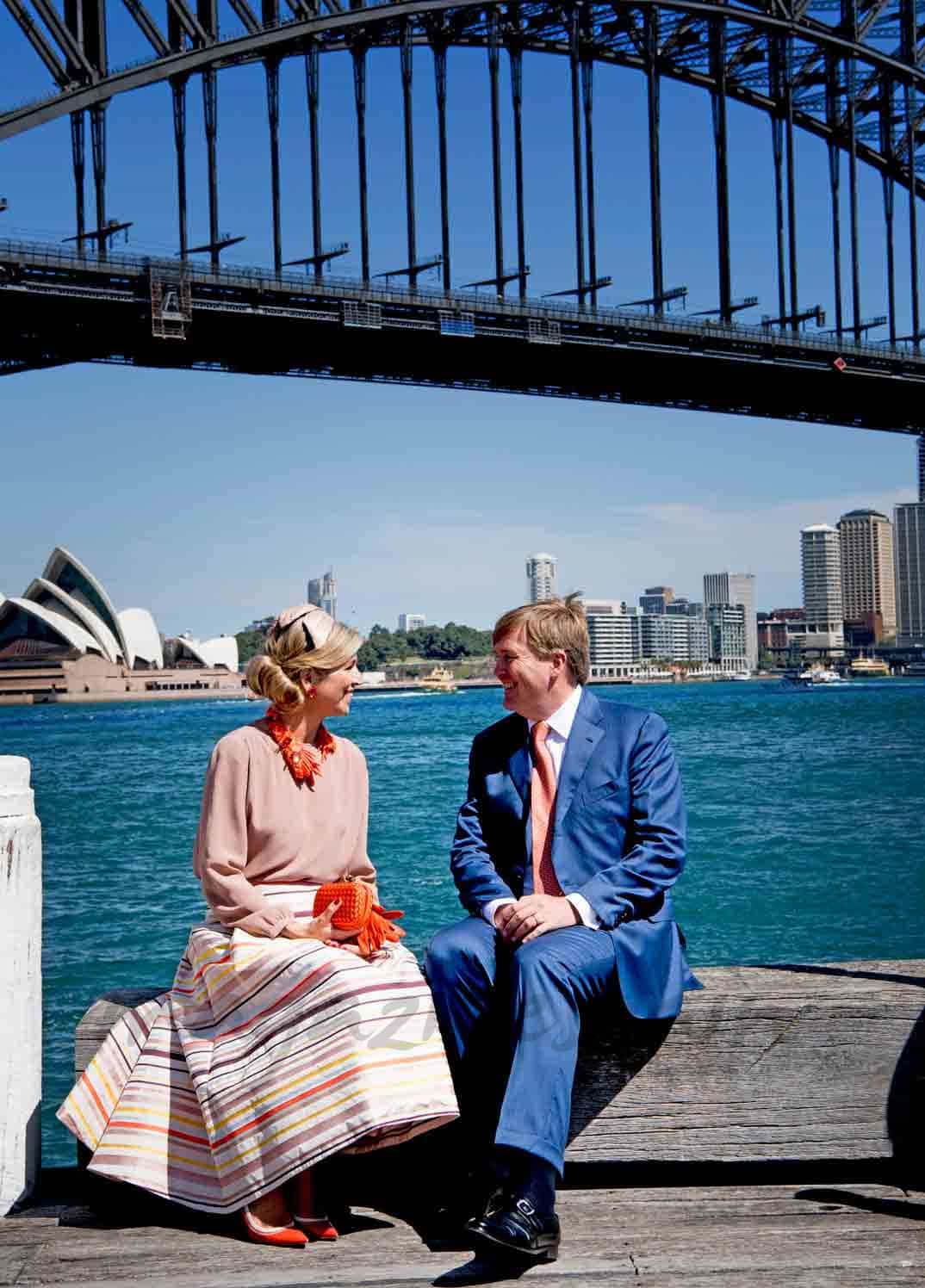 maxima-y-guillermo-de-holanda-pasean su amor por australia