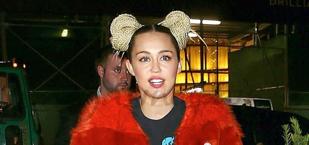 miley cyrus se viste de bebe eb su ultimo videoclip