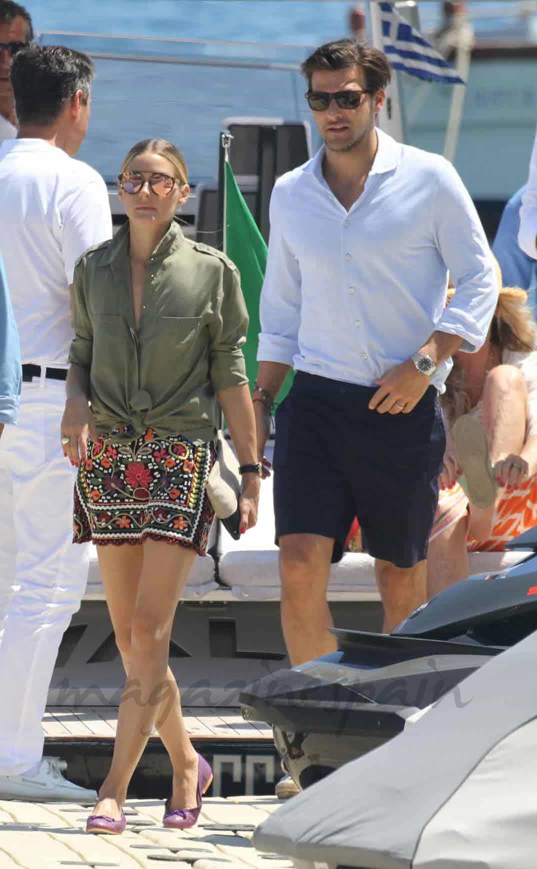 olivia palermo y su novio en mikonos invitados por valentino