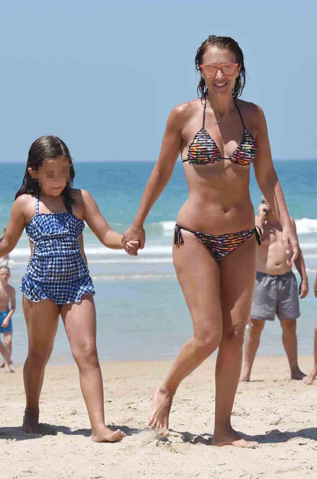 paula echevarria vacaciones con su hija en ibiza