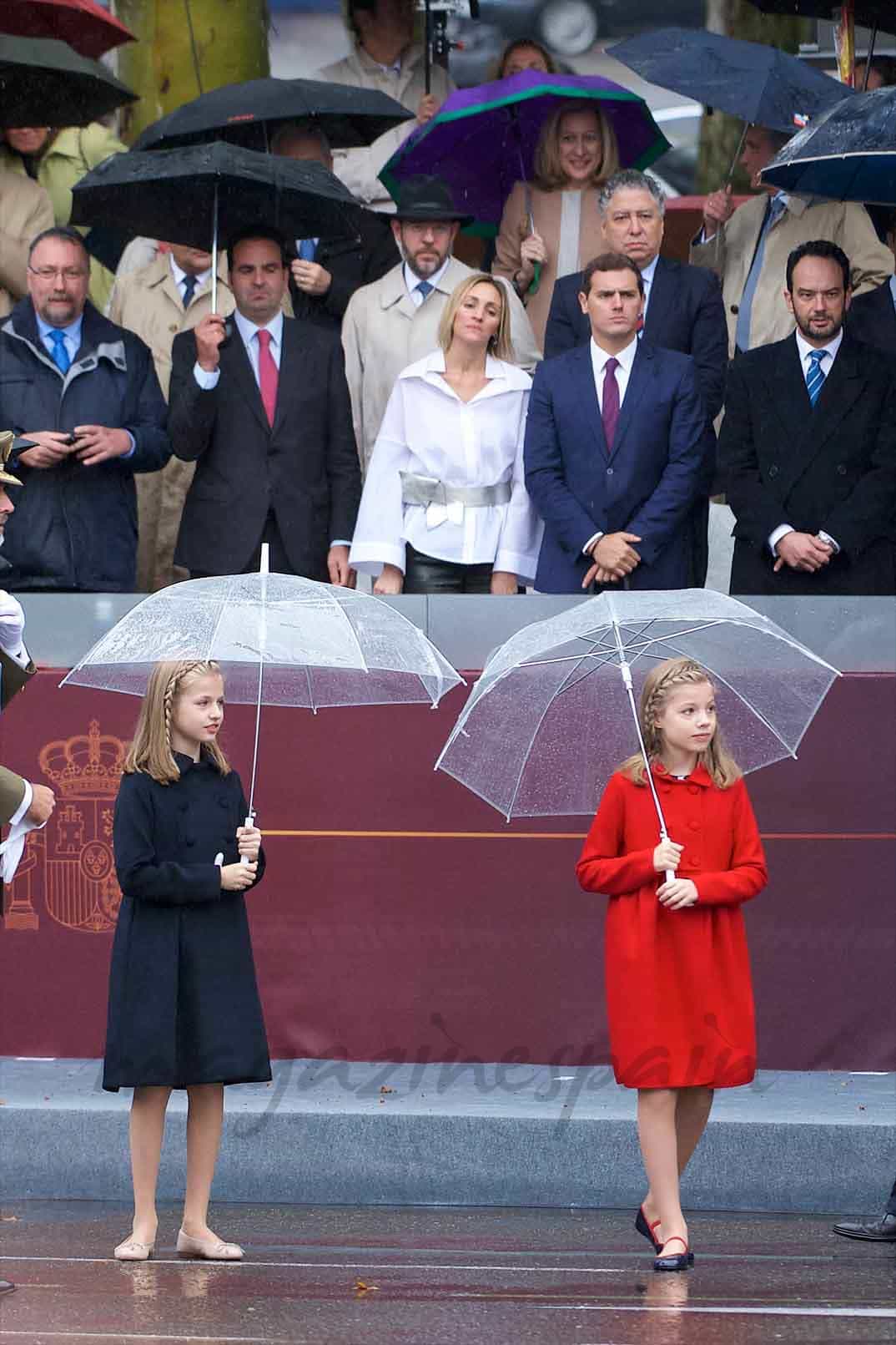 princesa-sofia-infanta-leonor en la fiesta nacional