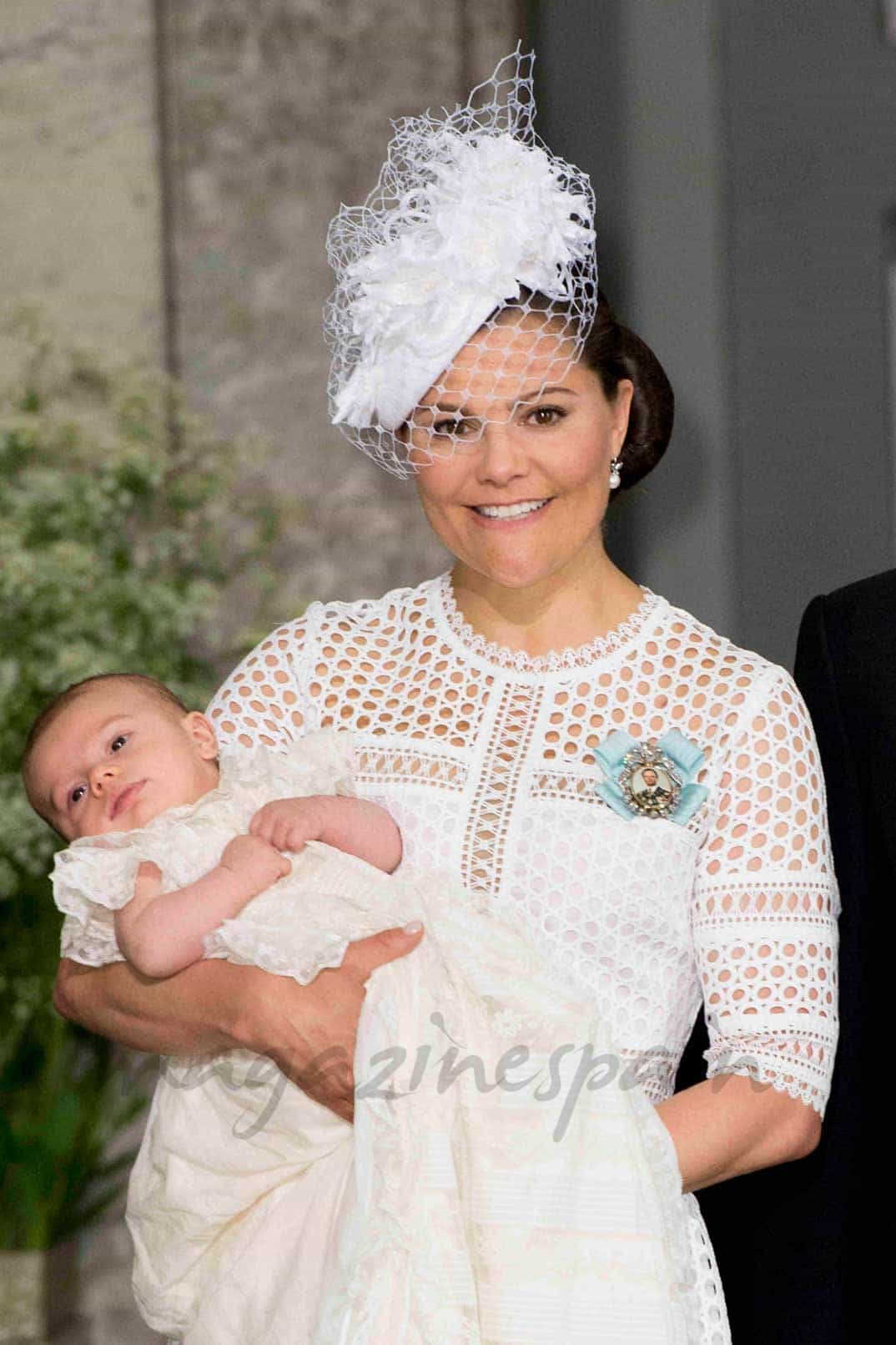 princesa-victoria-de-suecia-con-su-hijo-oscar.jpg