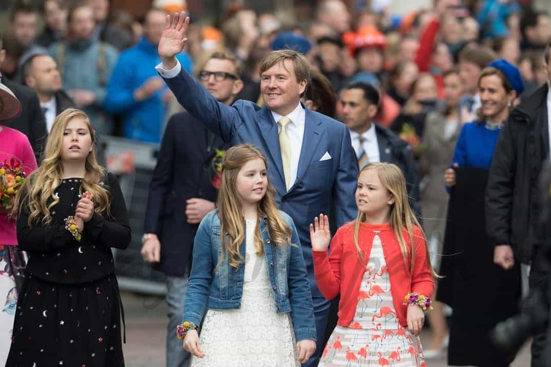 princesas-catherine-alexia-ariana-y-rey-guillermo-de-holanda