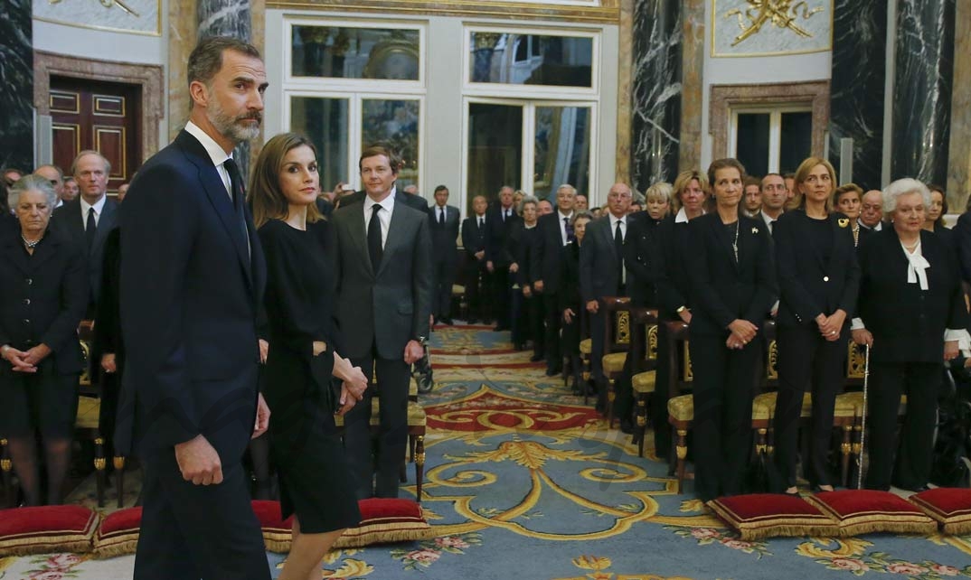 Reyes don Felipe y Doña Letizia, infanta Elena e infanta Cristina