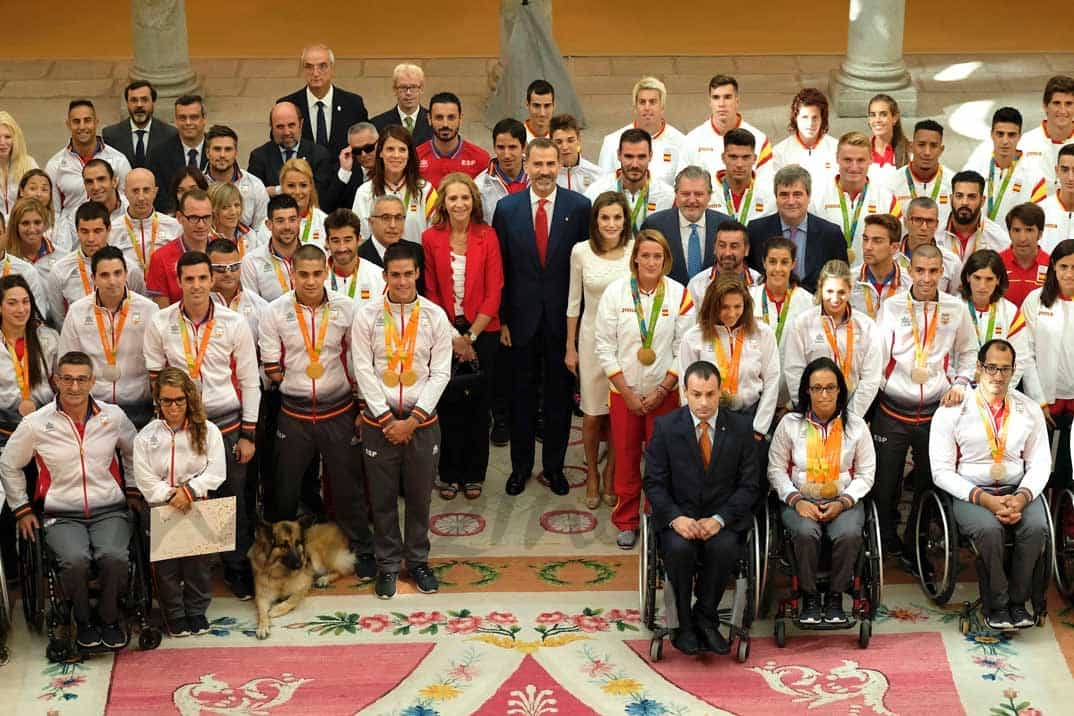 Reyes Felipe, Letizia, infanta Elena representación española en los Juegos Olímpicos Río 2016