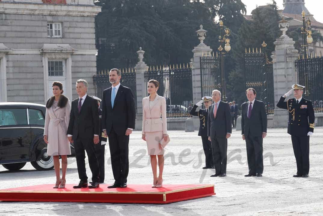 Reyes de España y el presidente Mauricio Macri con su esposa Juliana Awada © Casa S.M. El Rey