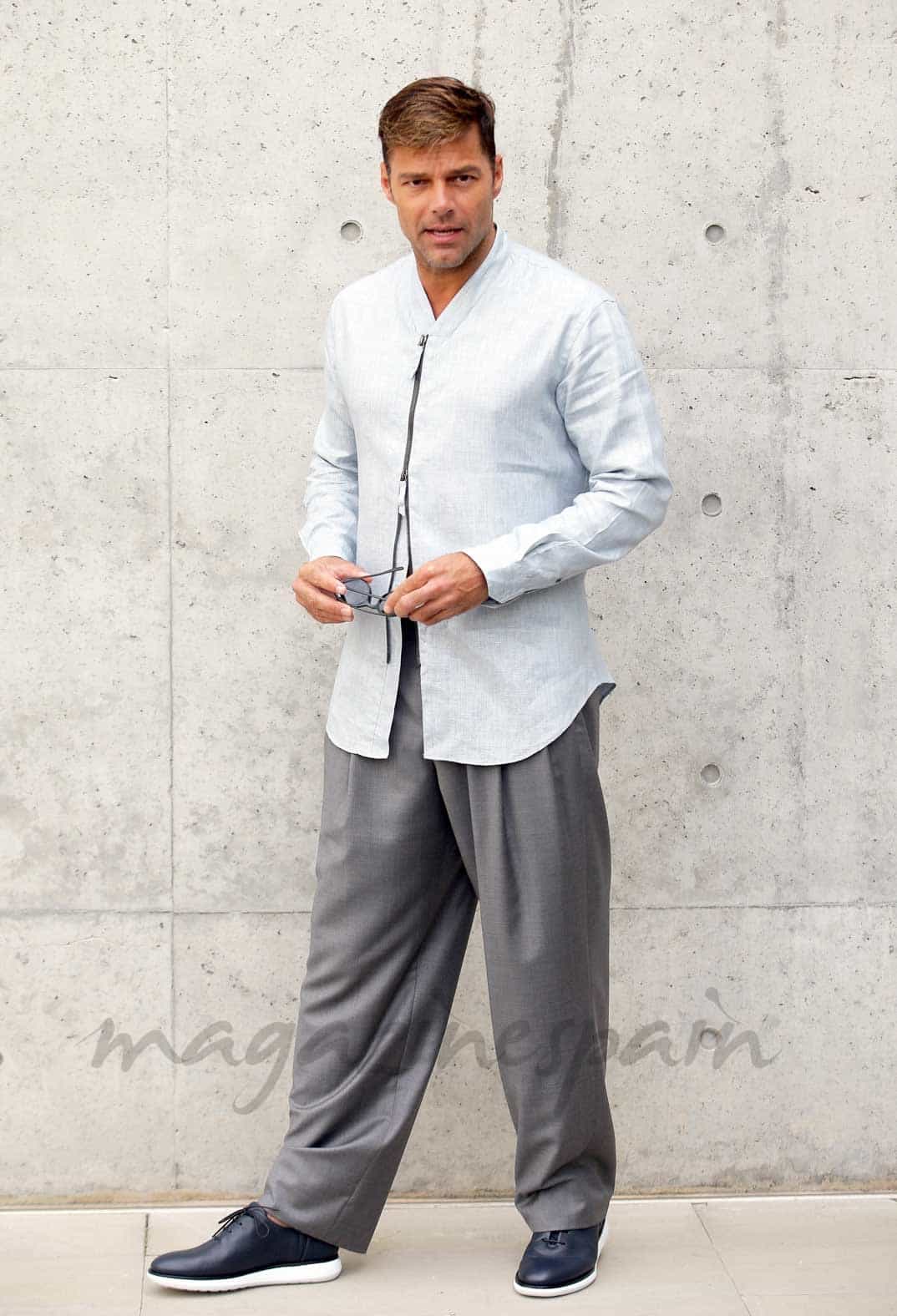 ricky martin en miilan en el desfile de armani