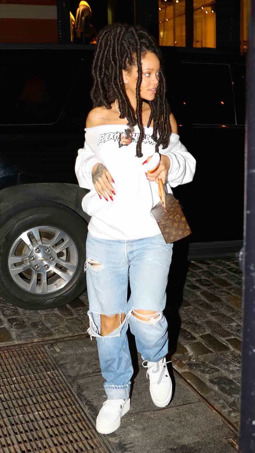 rihanna rastas